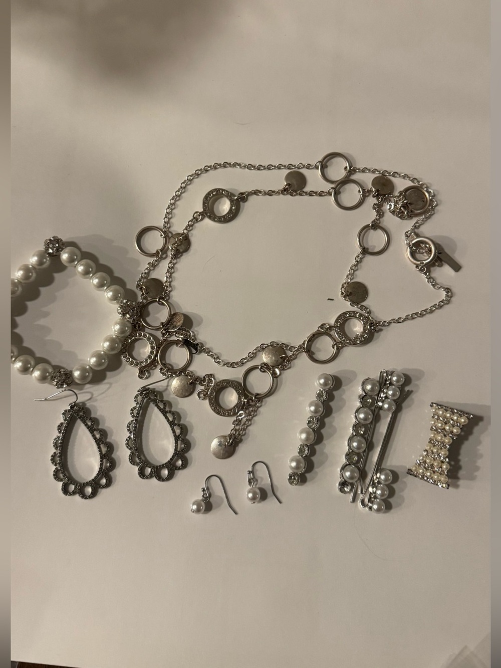 Silver-Tone Pearl and Crystal Jewelry Set - Elegant Women’s Accessories
